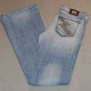ROCK AND REPUBLIC FLARE JEANS